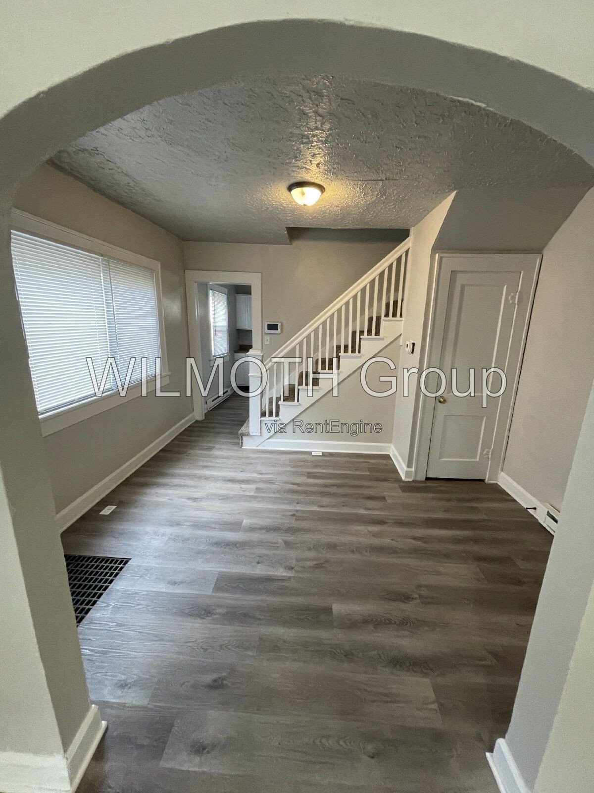 1-Bedroom Retreat on North Drexel Avenue – Cozy 806 Sq Ft Haven in Indianapolis! property image