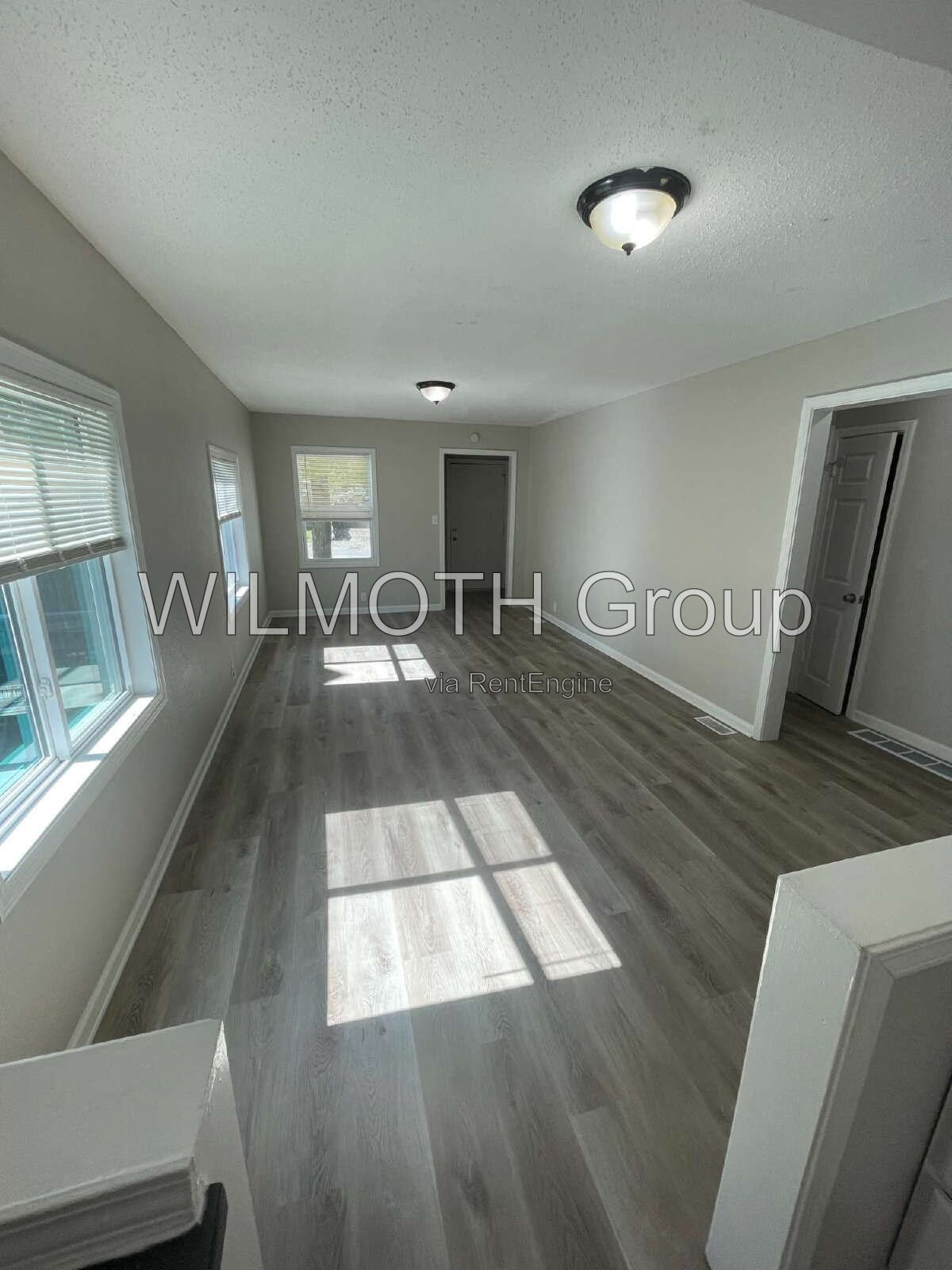 3-Bedroom Gem on Wallace Avenue with Spacious Living – 1,241 Sq. Ft. of Comfort! property image