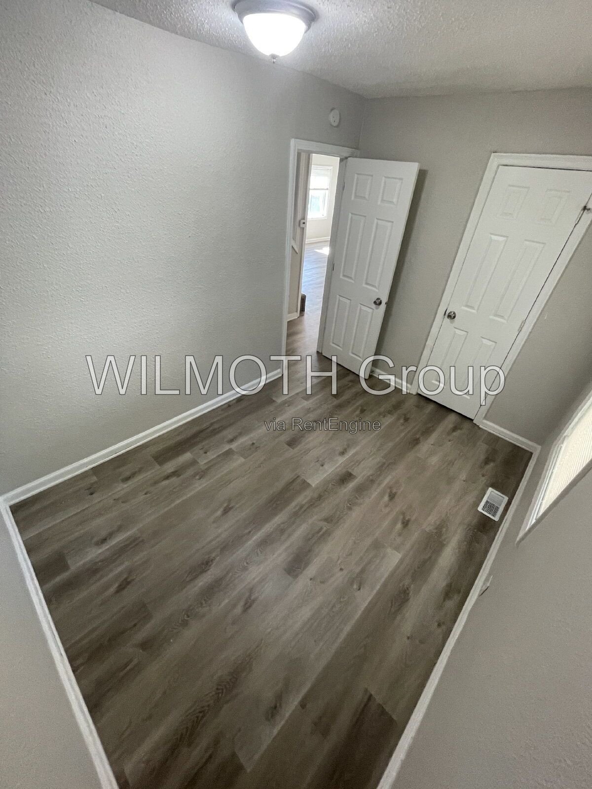 3-Bedroom Gem on Wallace Avenue with Spacious Living – 1,241 Sq. Ft. of Comfort! property image