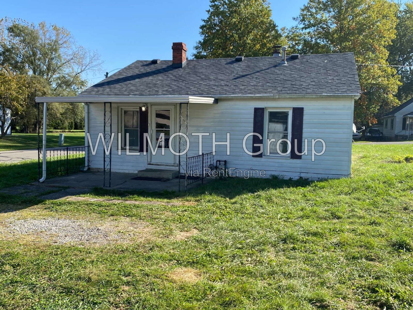 2-Bed Home with Cozy Comfort at 4201 E Lynn St, Anderson! property image