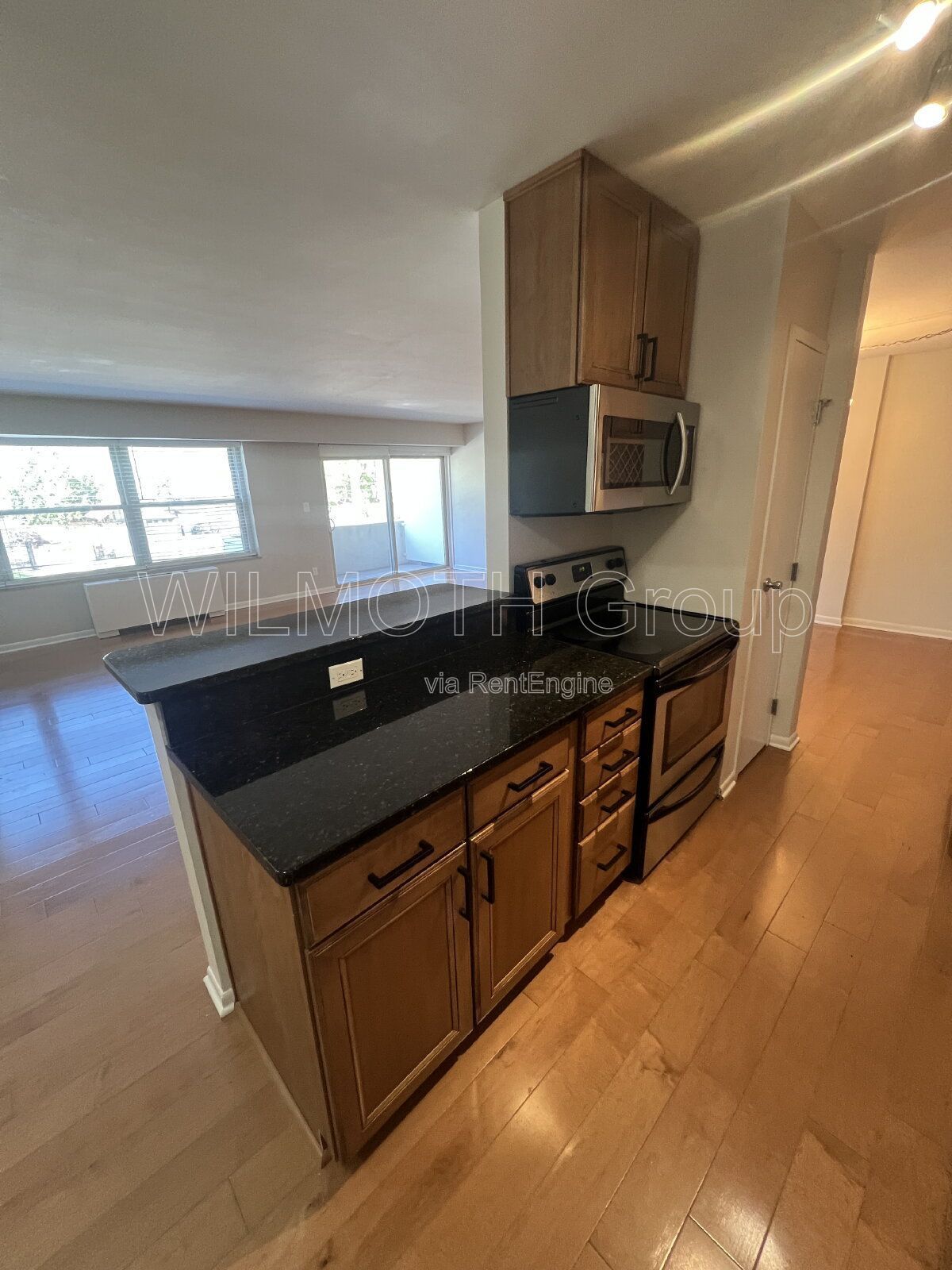 2-Bed, 2-Bath Retreat with Hardwood Elegance on North Meridian! property image