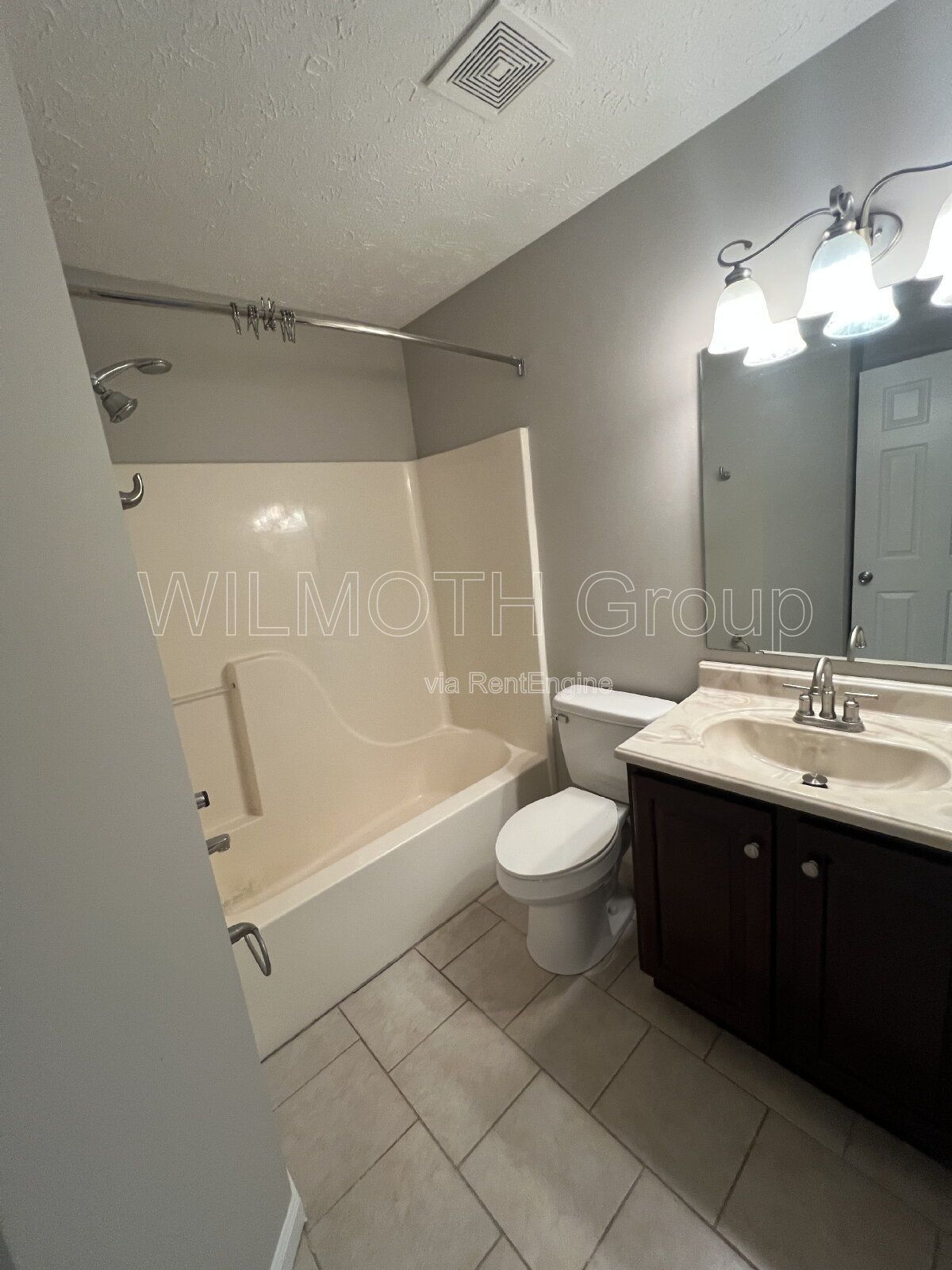3-bed, 2.5-bath single family home on North Delaware St in Indianapolis! property image