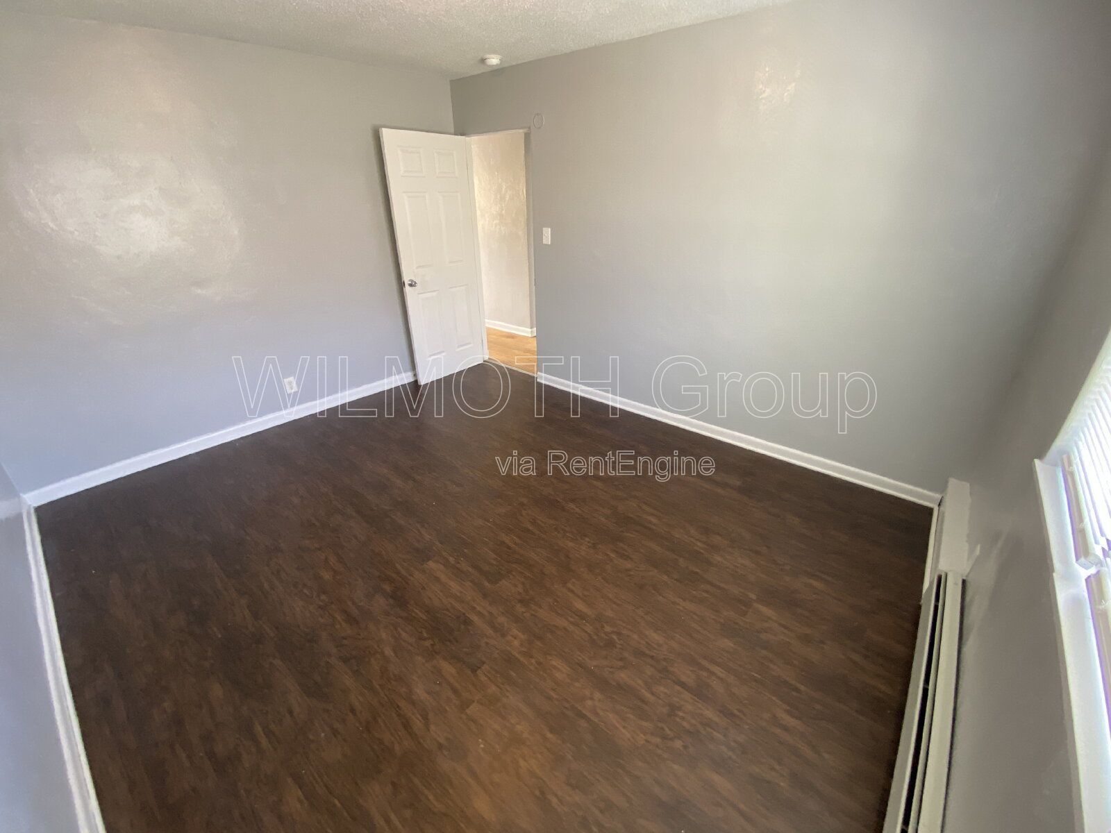 2-Bed Unit with Gleaming Hardwood Floors in Prime Indianapolis Location! property image