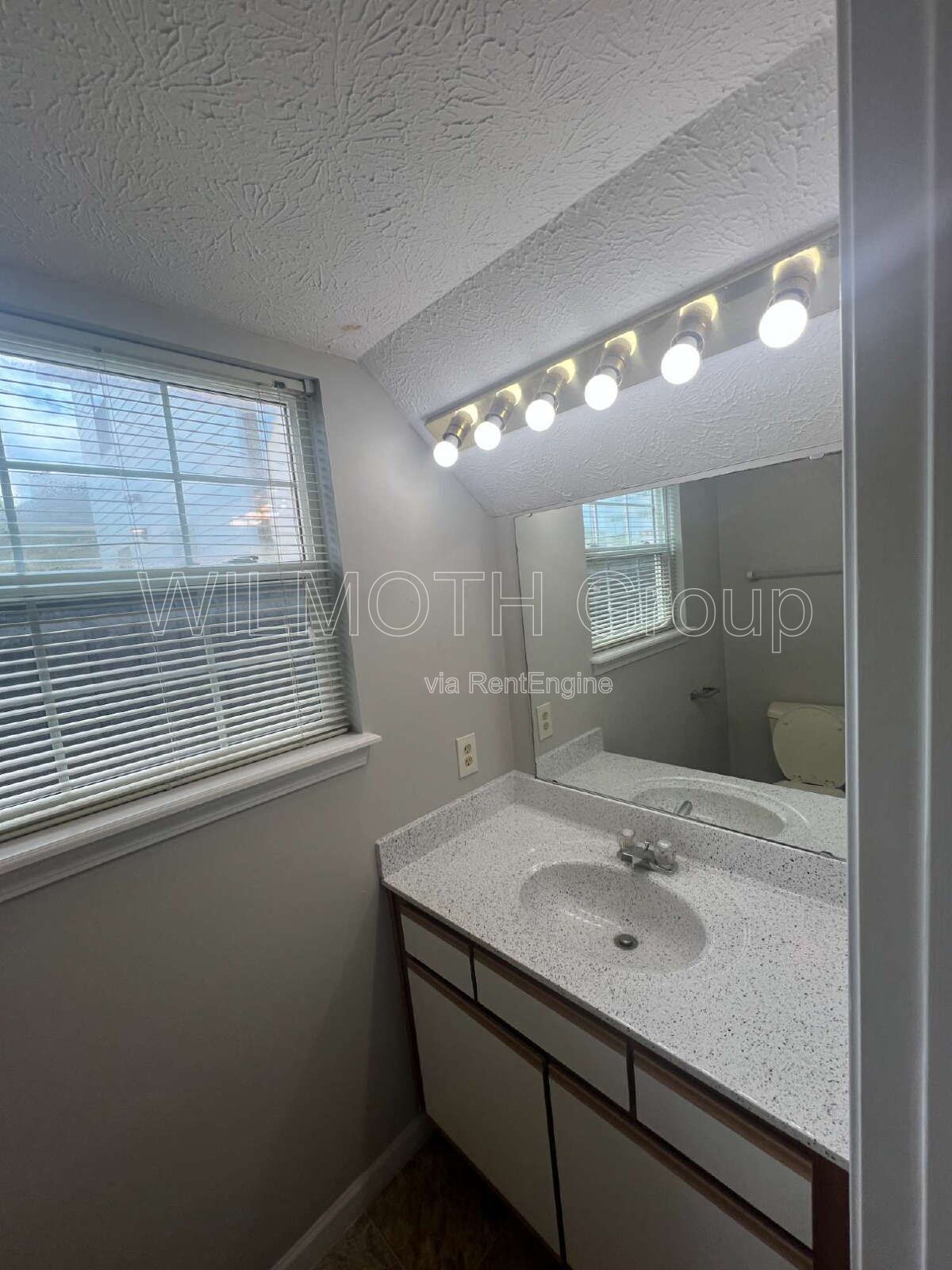 3-Bed Home with Modern Touches at 3457 N. Illinois St., Indianapolis! property image