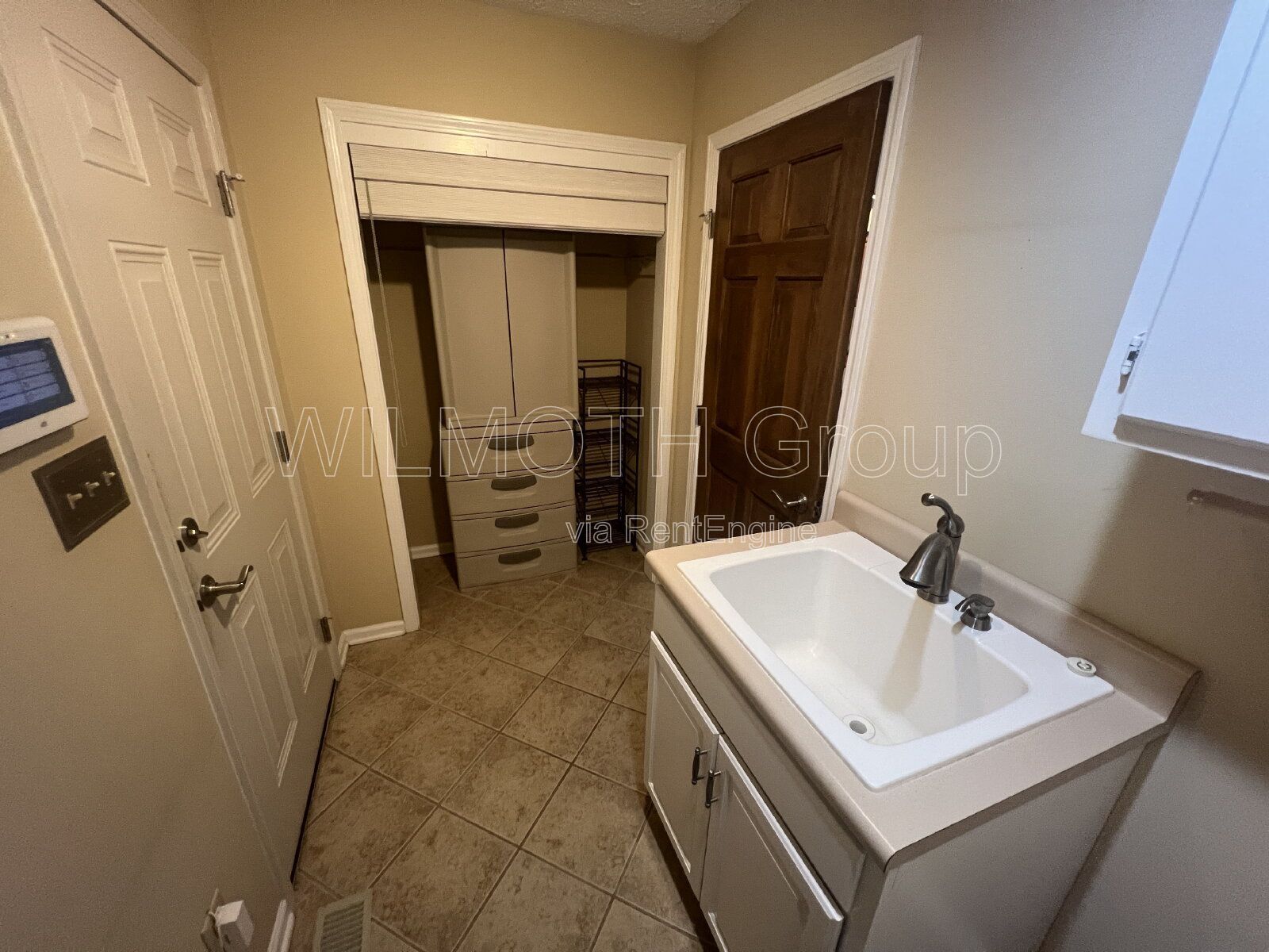 5-Bedroom Retreat with Finished Basement & Fireplace on Limberlost Drive property image