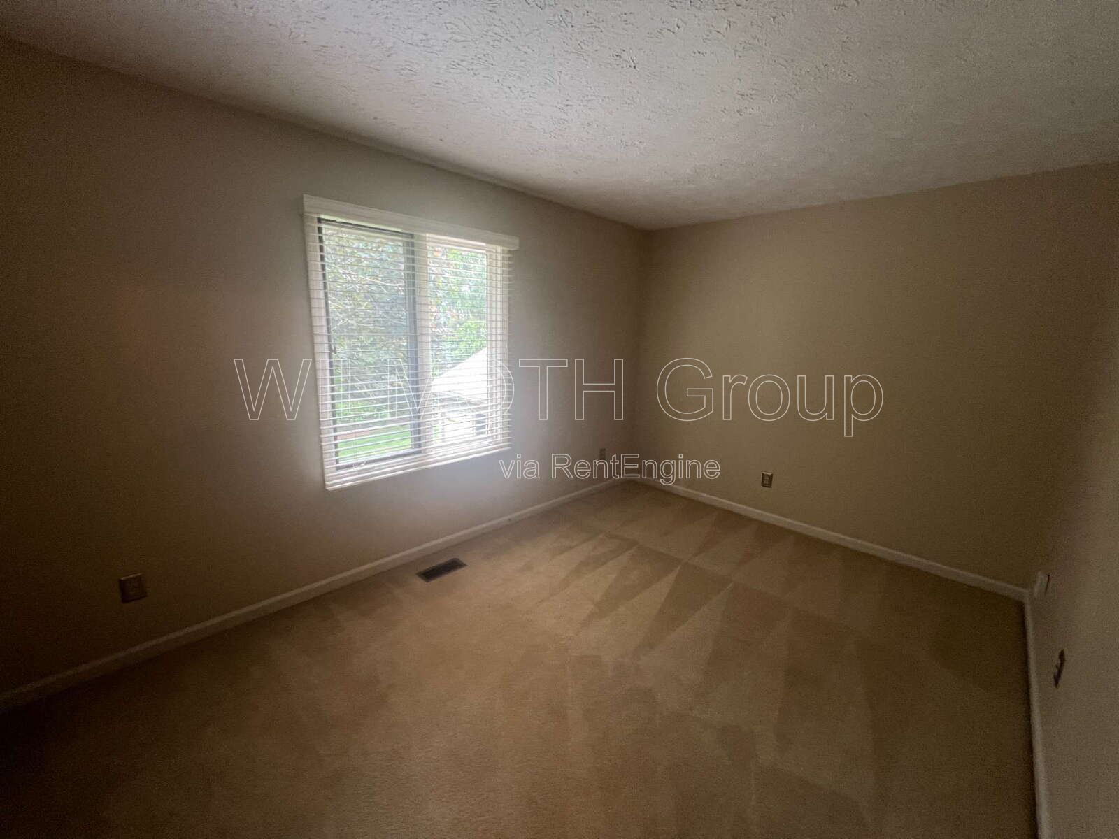 5-Bedroom Retreat with Finished Basement & Fireplace on Limberlost Drive property image