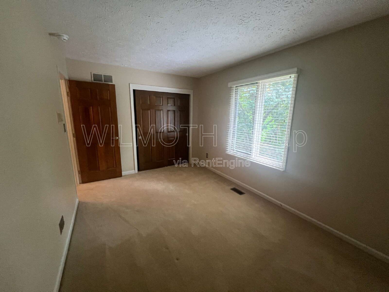 5-Bedroom Retreat with Finished Basement & Fireplace on Limberlost Drive property image