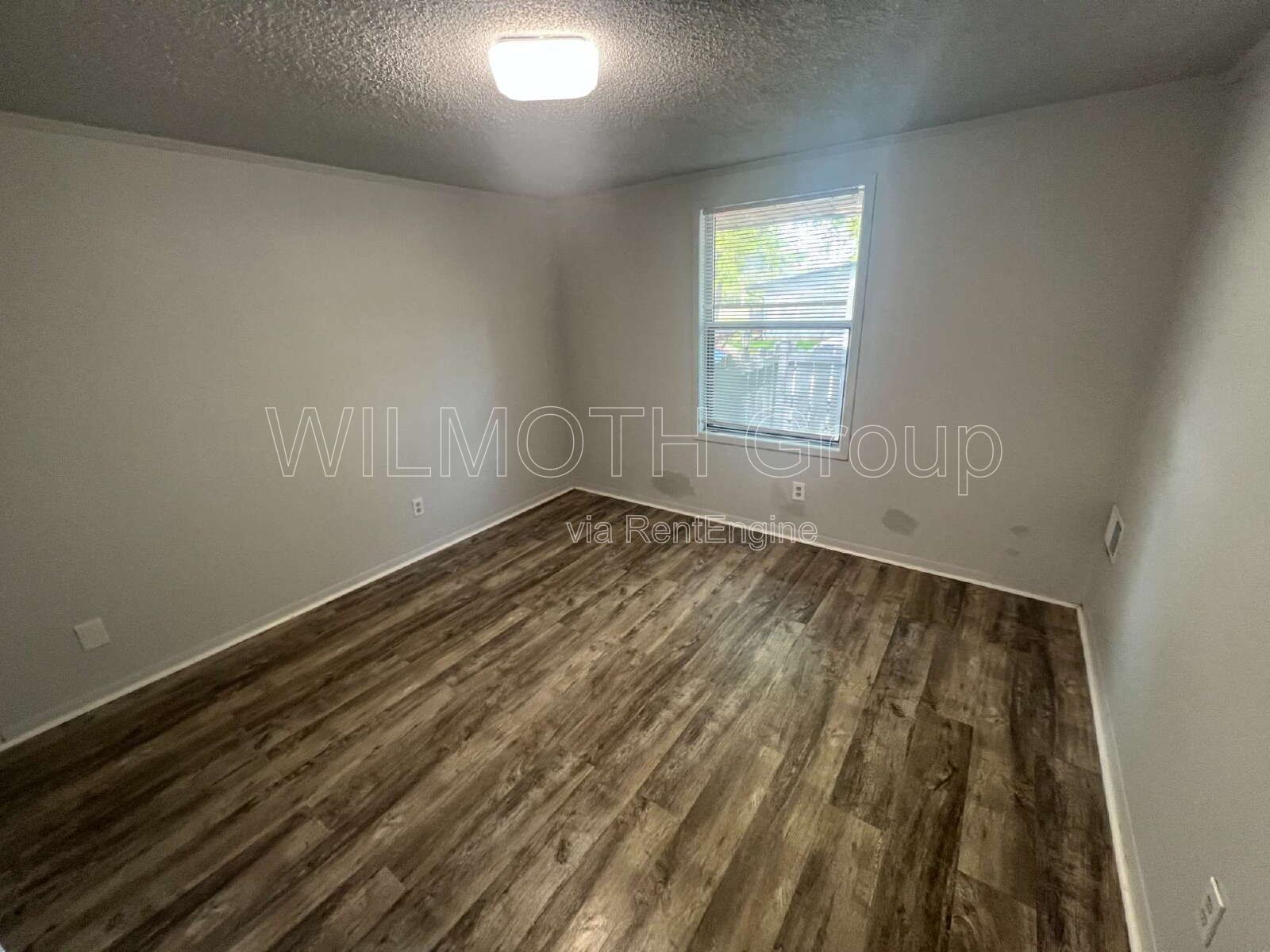 1-Bedroom Haven in Crawfordsville - Cozy Living Awaits at 2000 Indianapolis Road! property image