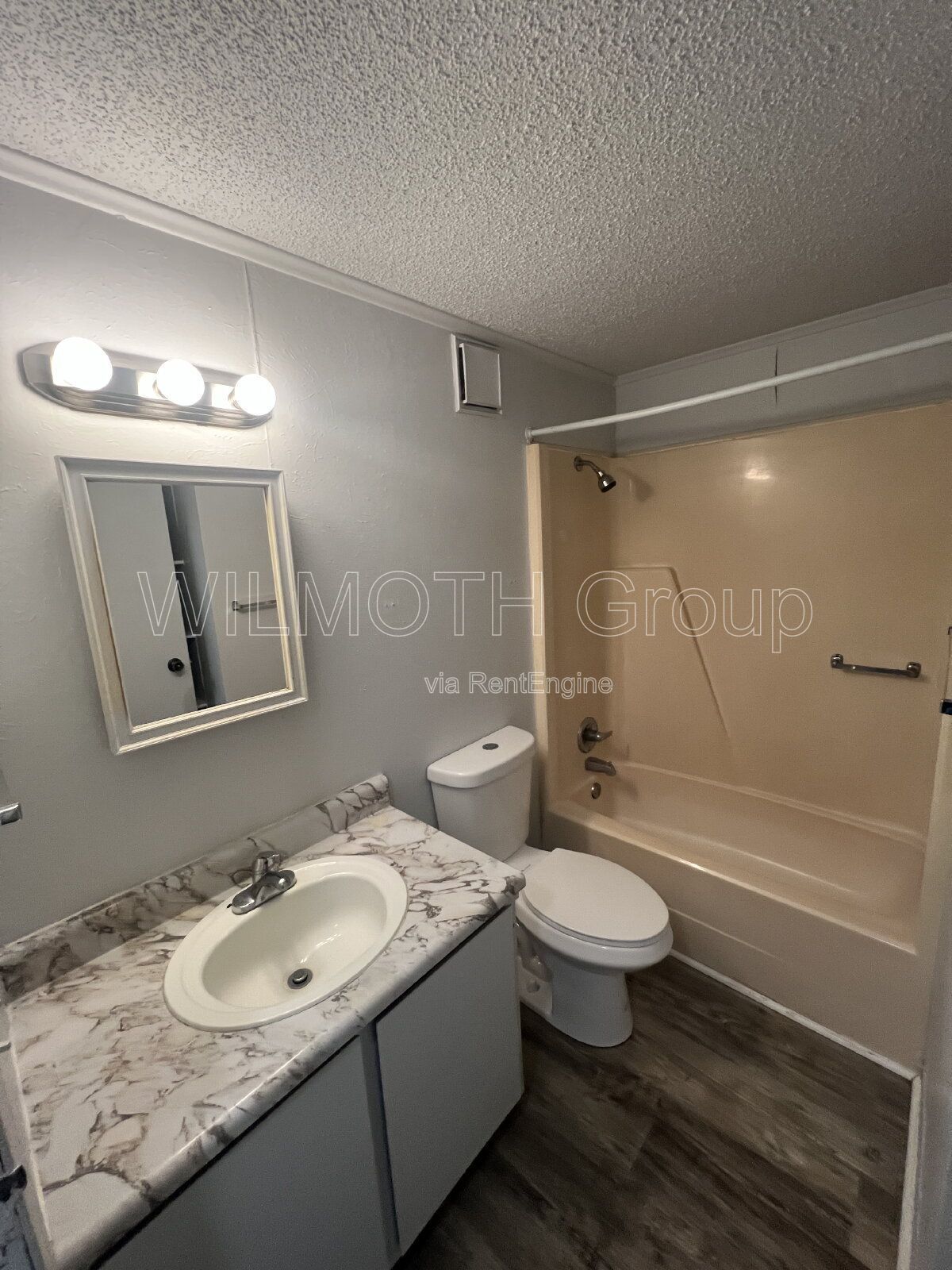 1-Bedroom Haven in Crawfordsville - Cozy Living Awaits at 2000 Indianapolis Road! property image