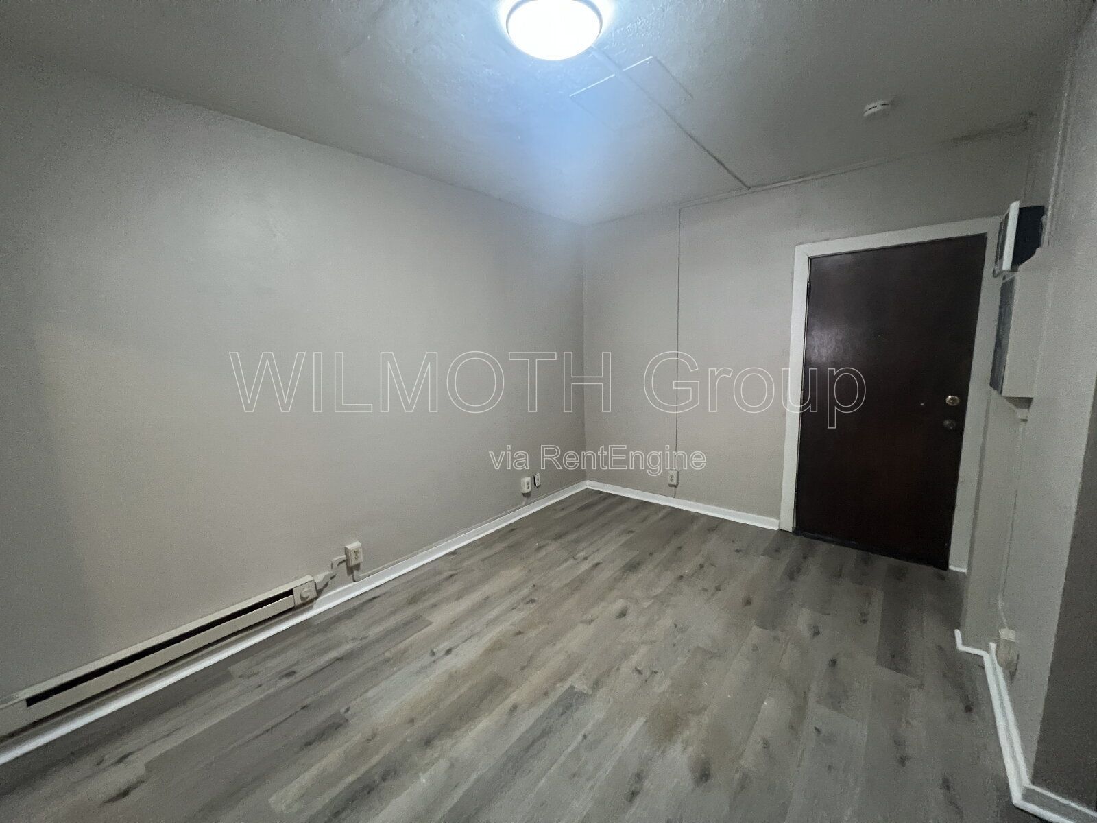 1-Bedroom Retreat in Crawfordsville – Cozy Living at 201 East Pike Street! property image