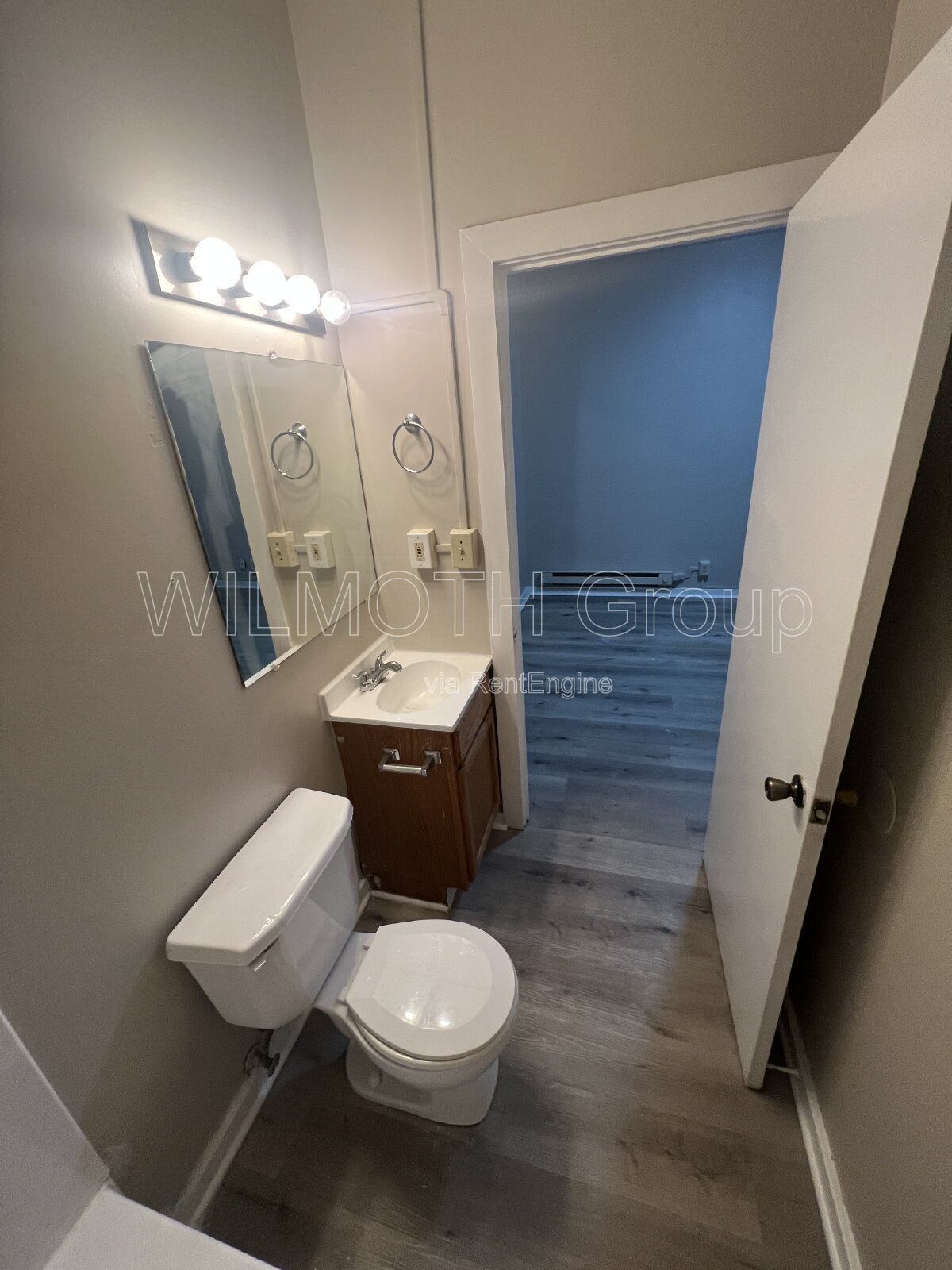 1-Bedroom Retreat in Crawfordsville – Cozy Living at 201 East Pike Street! property image