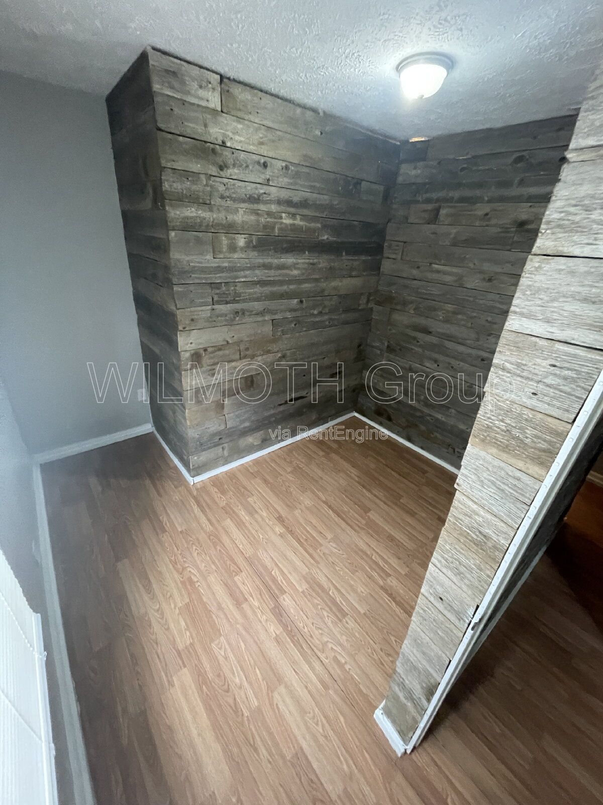 3-Bedroom Home with 2 Full Baths on Southeastern Avenue – Cozy 1072 sq ft Living in Indianapolis! property image