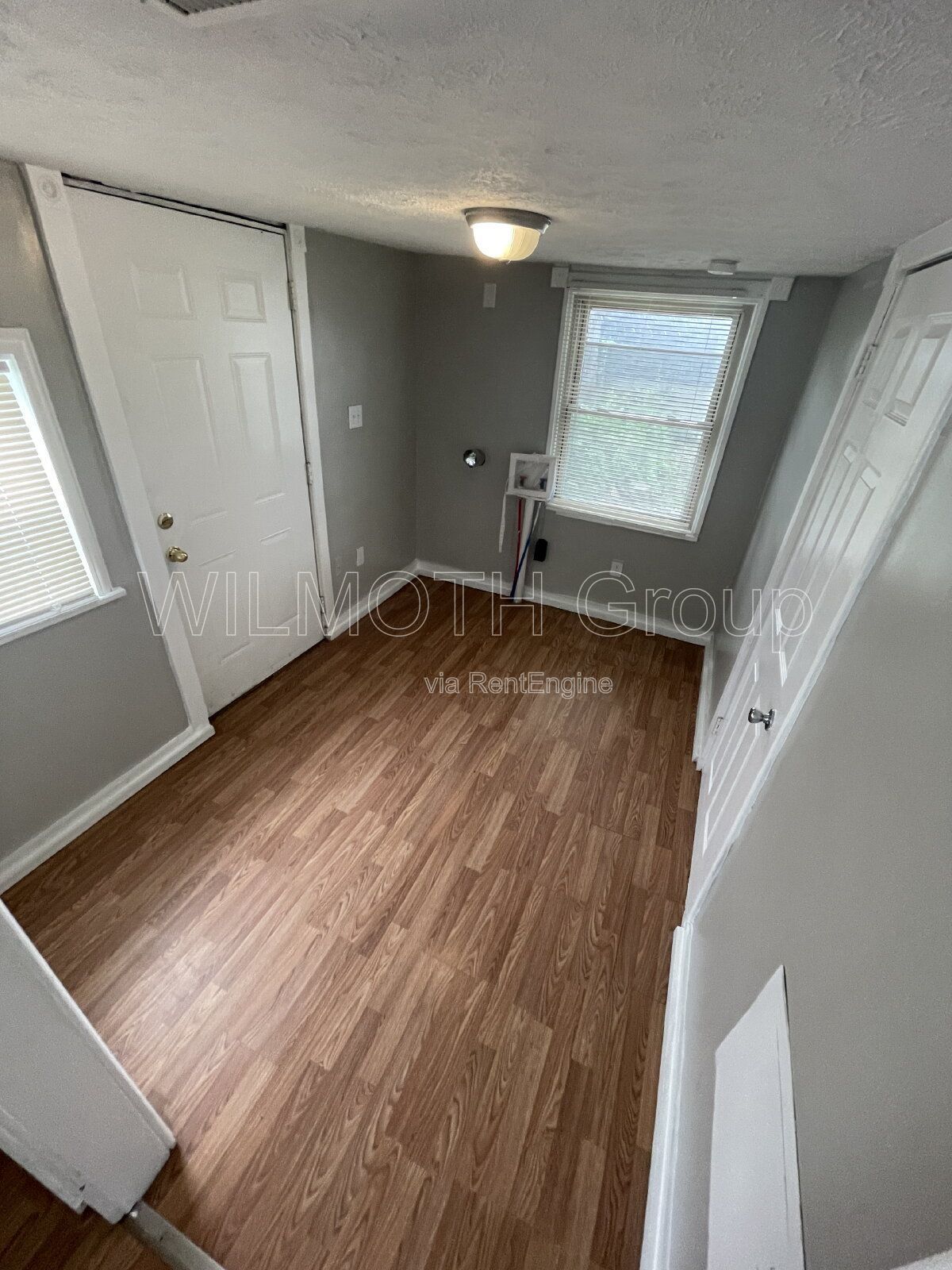 3-Bedroom Home with 2 Full Baths on Southeastern Avenue – Cozy 1072 sq ft Living in Indianapolis! property image