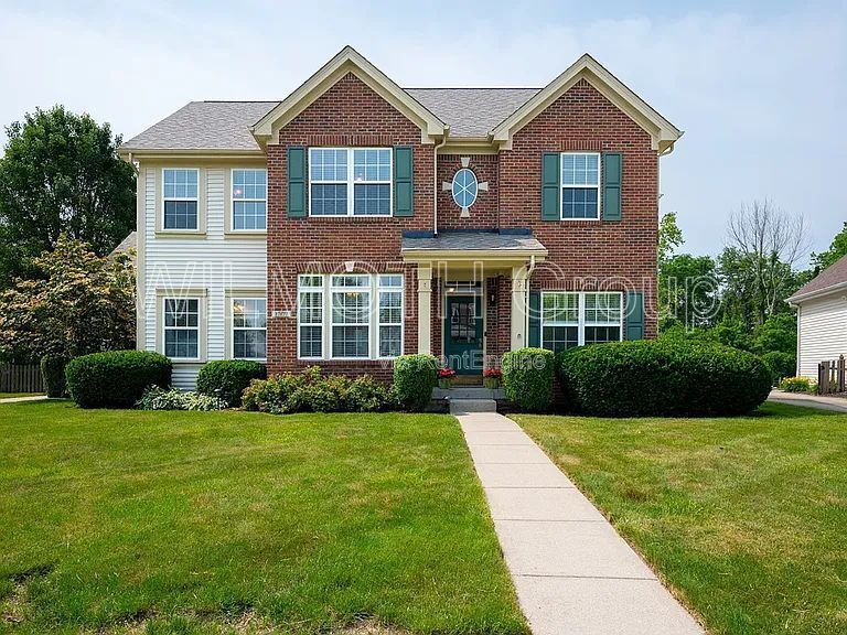 5-Bedroom Retreat with Finished Basement & Cozy Fireplace on Kinder Oak Drive! property image